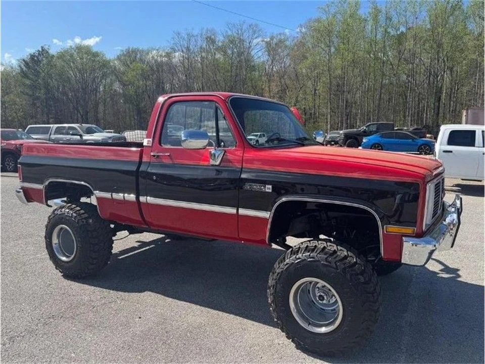 1986 GMC C/K 3rd Gen - Image 4 of 10
