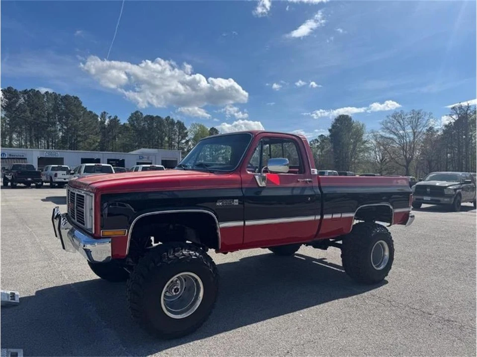 1986 GMC C/K 3rd Gen - Image 5 of 10