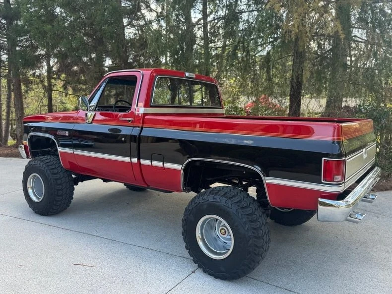 1986 GMC C/K 3rd Gen - Image 2 of 10