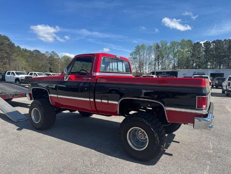 1986 GMC C/K 3rd Gen - Image 6 of 10