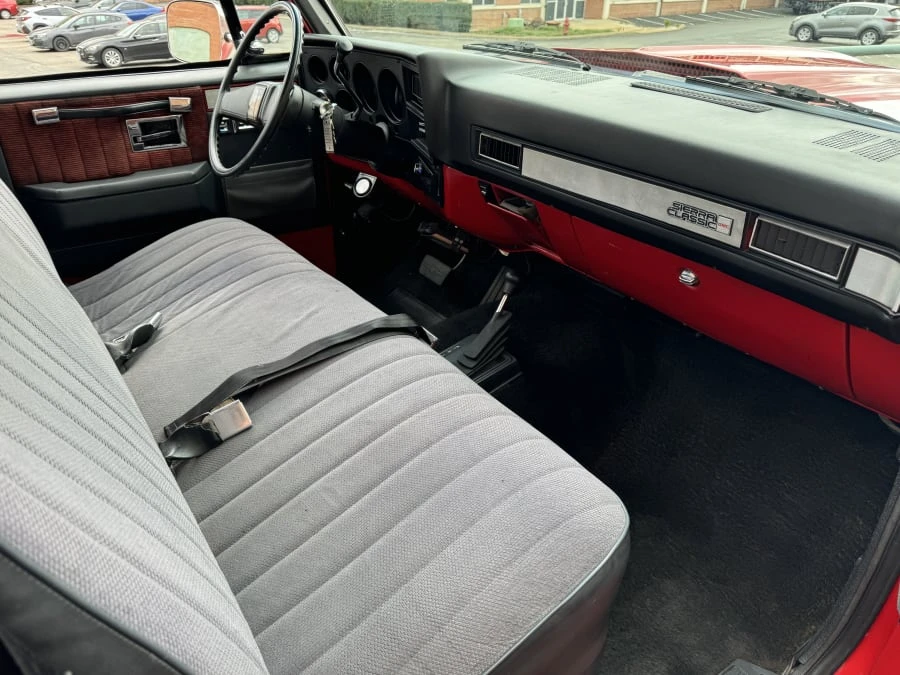 1986 GMC C/K 3rd Gen - Image 7 of 10