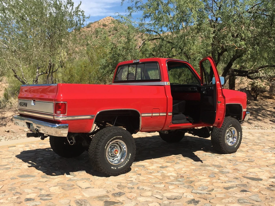 1986 GMC C/K 3rd Gen - Image 10 of 31