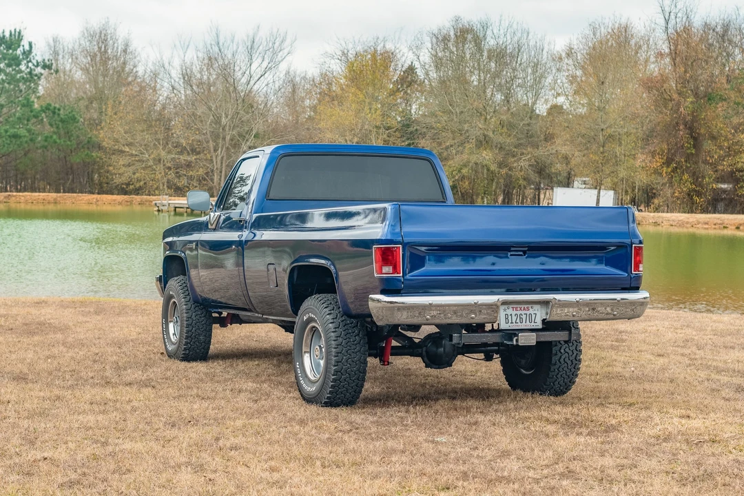 1986 GMC C/K 3rd Gen - Image 9 of 31