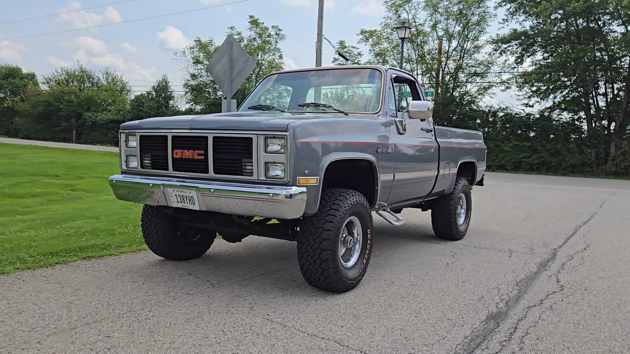 1986 GMC C/K 3rd Gen - Image 4 of 31