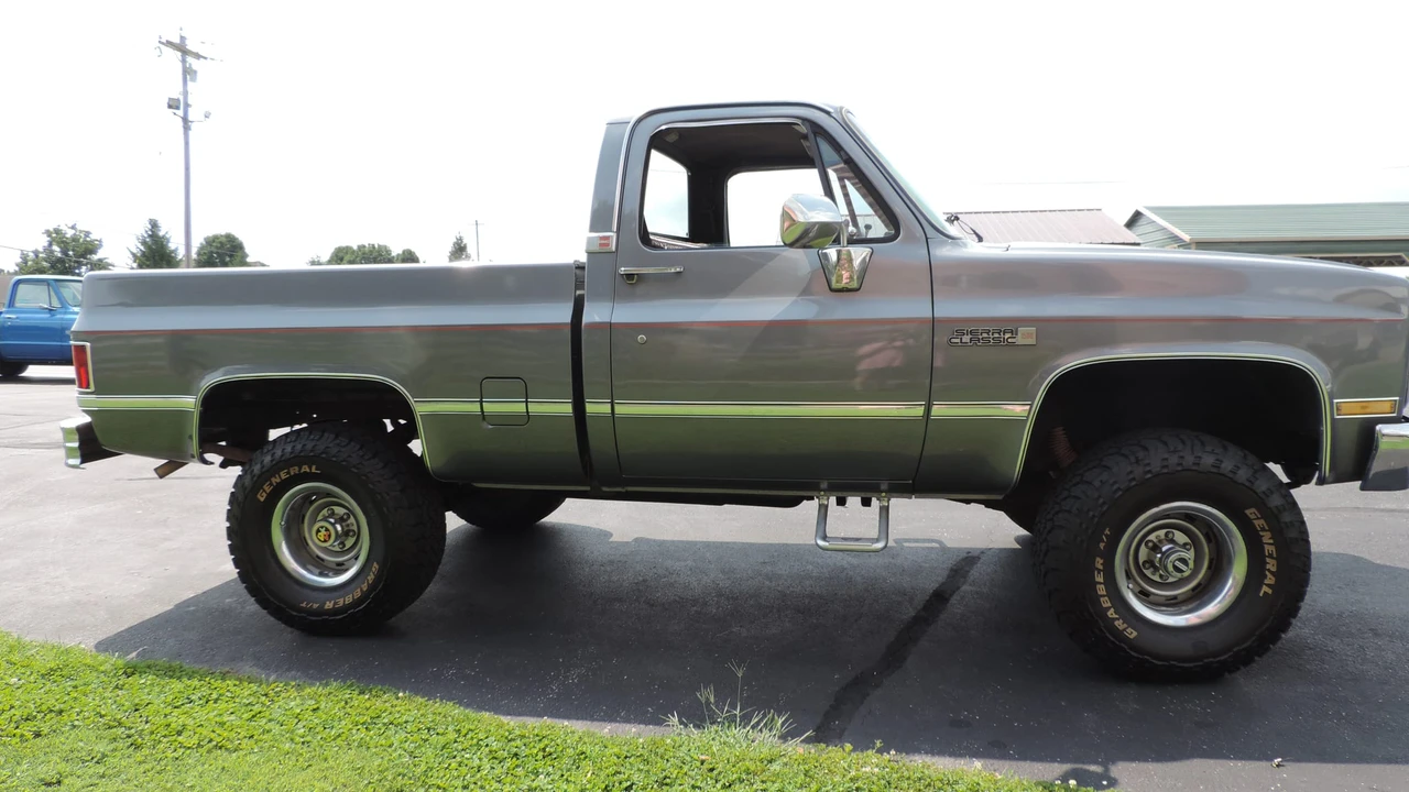 1986 GMC C/K 3rd Gen - Image 17 of 31