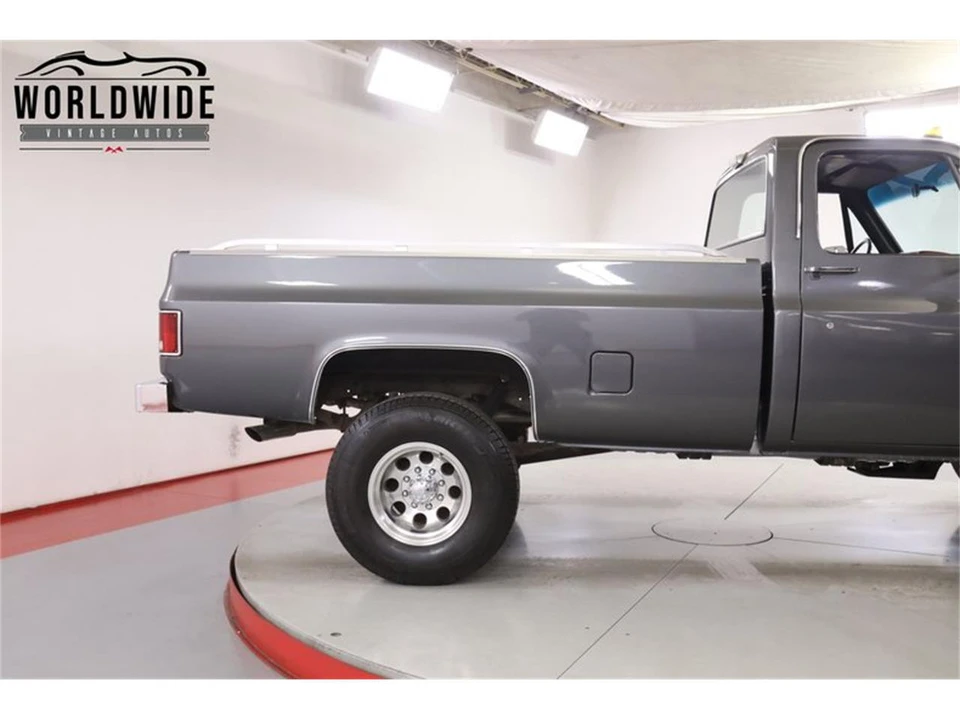 1986 GMC C/K 3rd Gen - Image 9 of 31