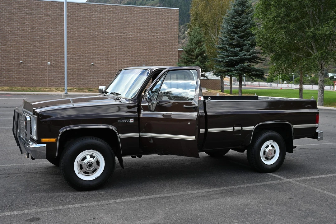 1986 GMC C/K 3rd Gen - Image 21 of 31