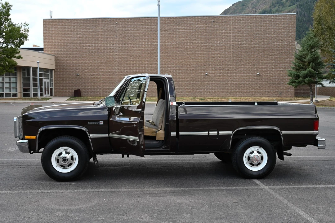 1986 GMC C/K 3rd Gen - Image 22 of 31