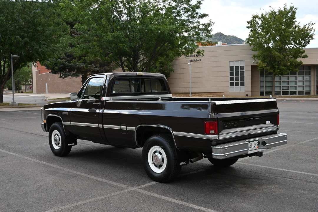 1986 GMC C/K 3rd Gen - Image 8 of 31