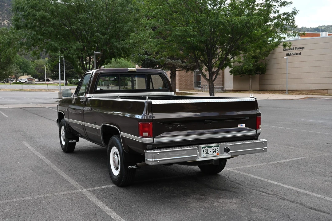 1986 GMC C/K 3rd Gen - Image 9 of 31