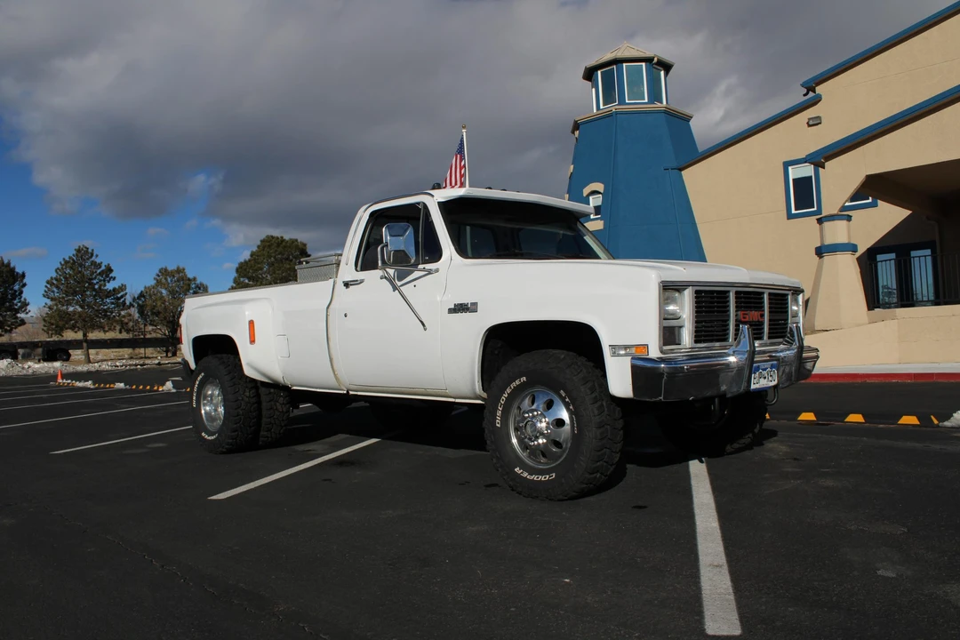 1986 GMC C/K 3rd Gen - Image 4 of 31