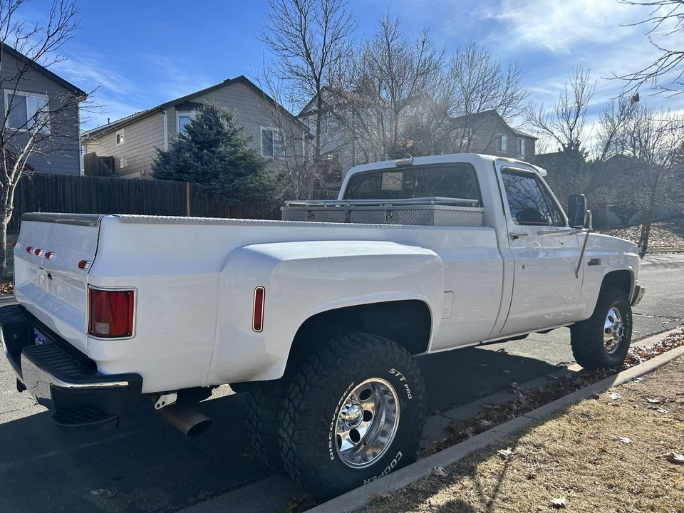 1986 GMC C/K 3rd Gen - Image 11 of 31