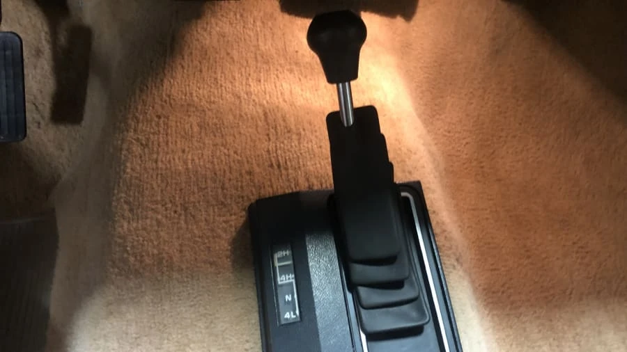 1986 GMC Jimmy 2nd Gen - Image 19 of 27