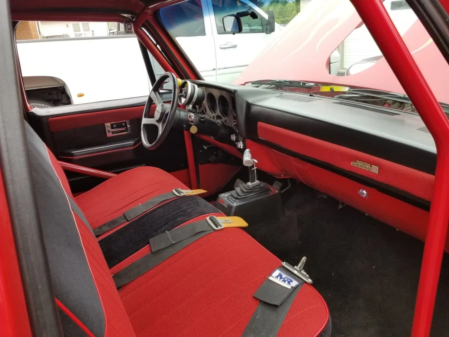 1986 GMC C/K 3rd Gen - Image 4 of 12