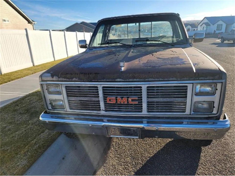 1986 GMC C/K 3rd Gen - Image 10 of 14