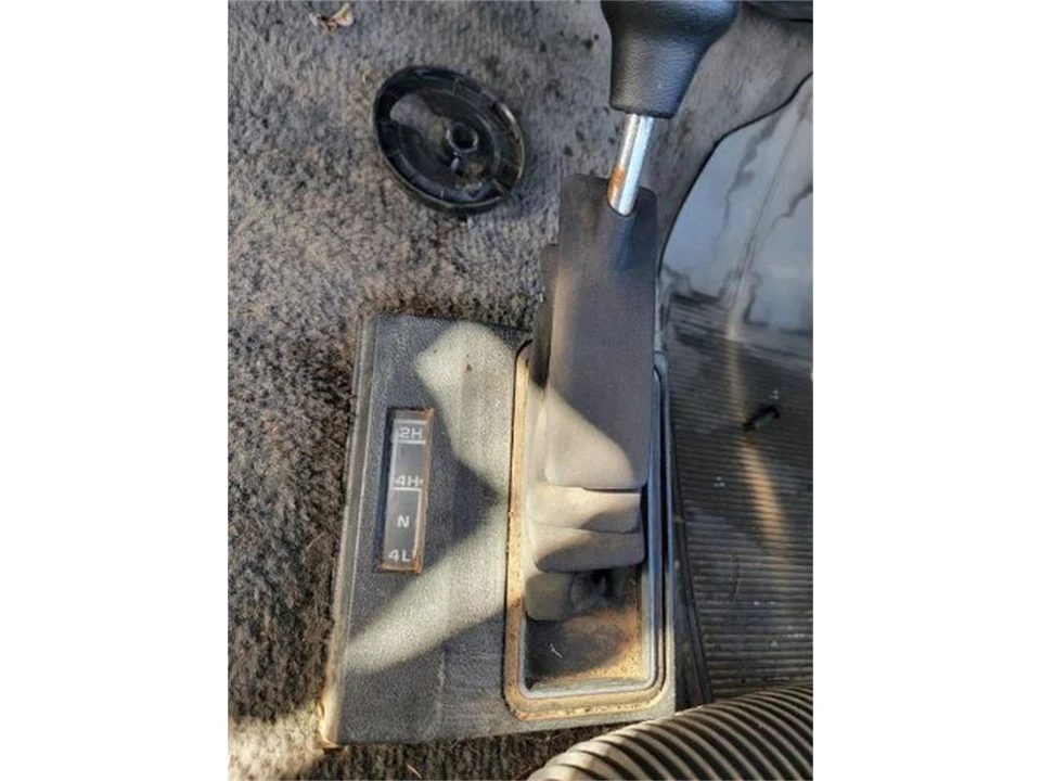 1986 GMC C/K 3rd Gen - Image 3 of 14