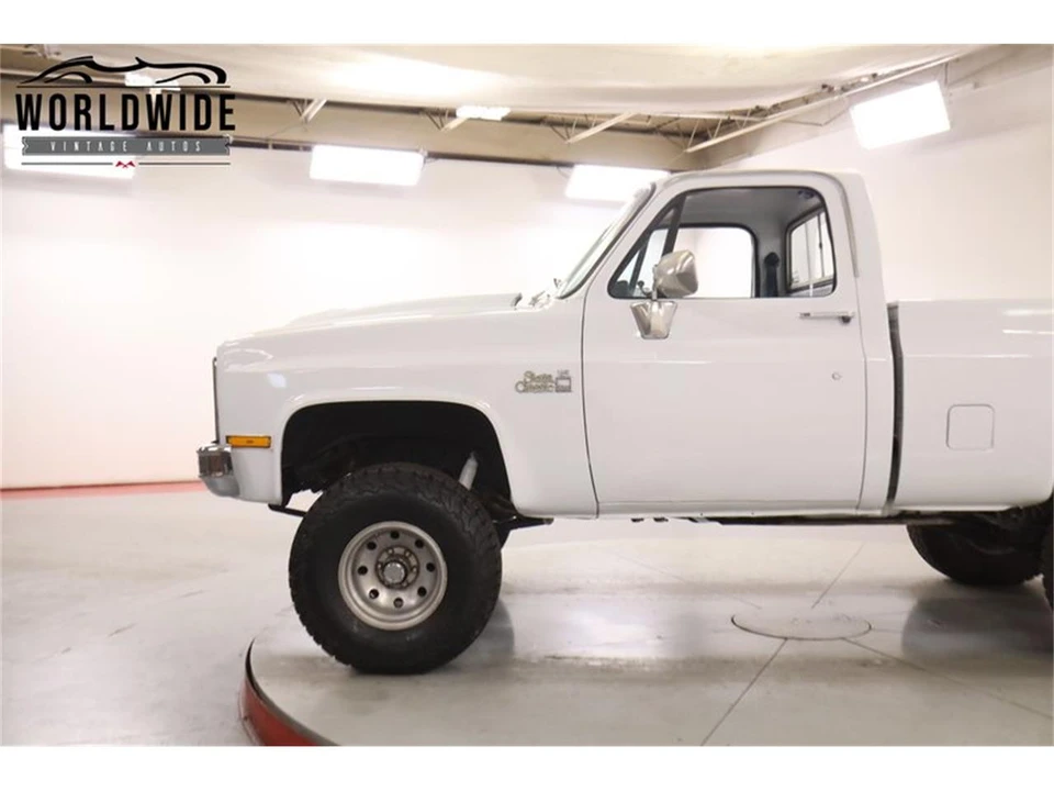 1986 GMC Sierra - Image 7 of 31