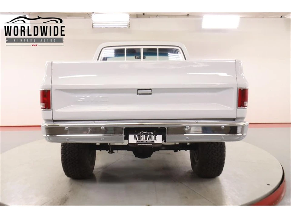 1986 GMC Sierra - Image 17 of 31