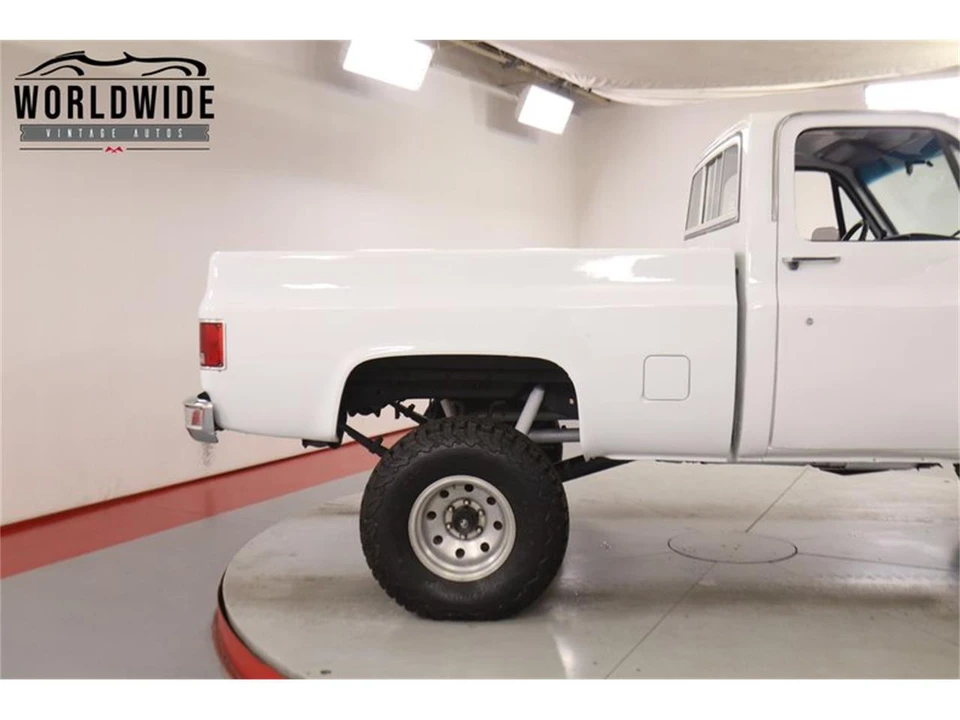 1986 GMC Sierra - Image 9 of 31