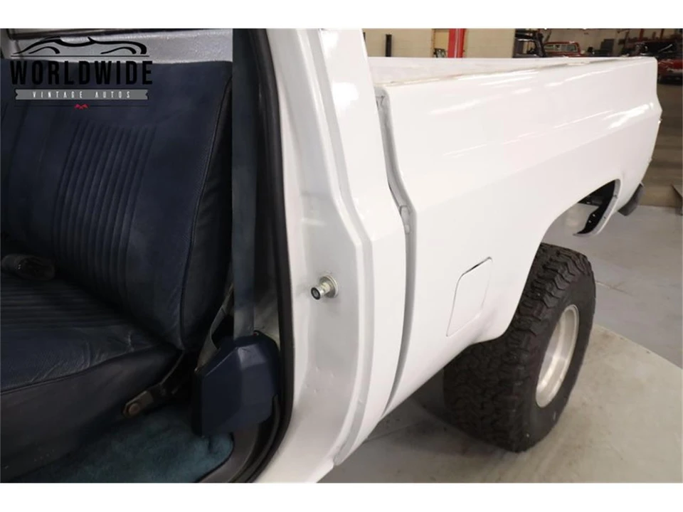 1986 GMC Sierra - Image 24 of 31