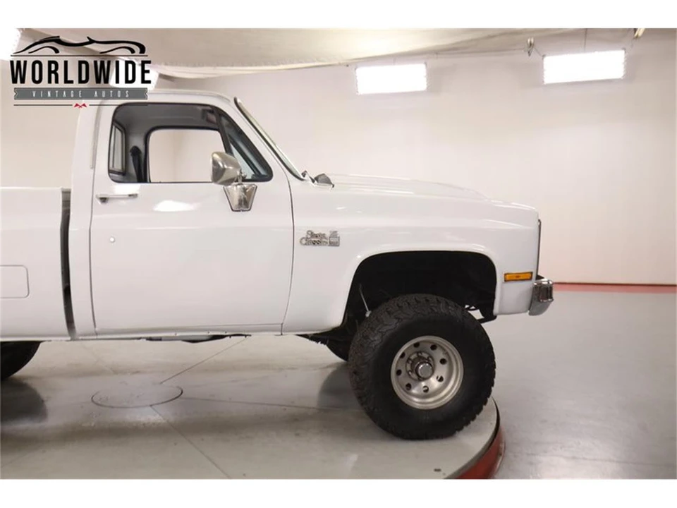 1986 GMC Sierra - Image 8 of 31