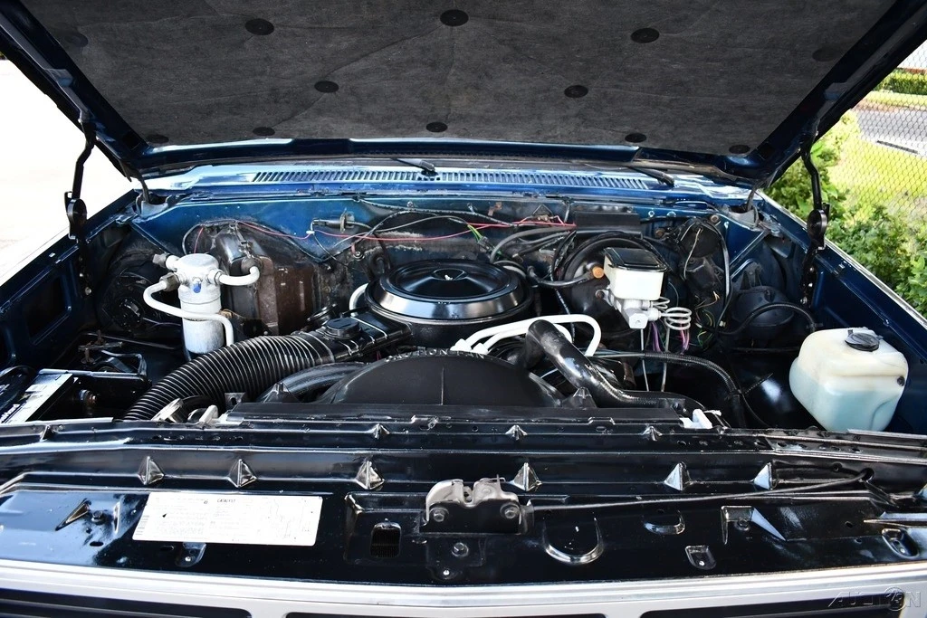 1986 GMC Sierra 1st Gen - Image 9 of 21