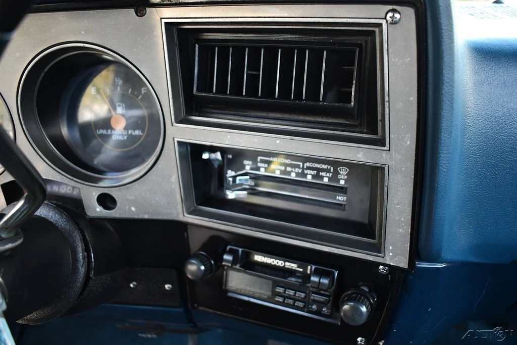 1986 GMC Sierra 1st Gen - Image 16 of 21