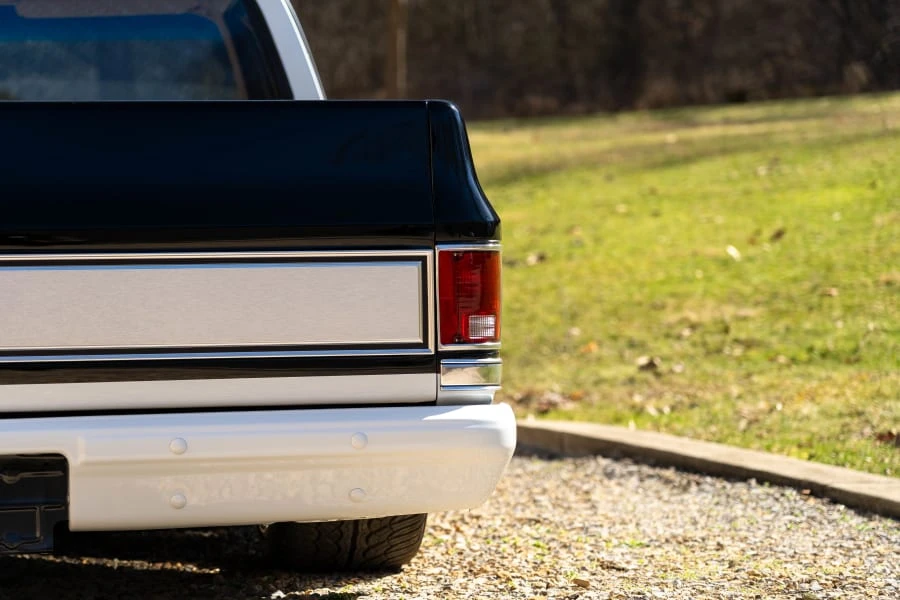 1986 GMC Sierra - Image 9 of 31