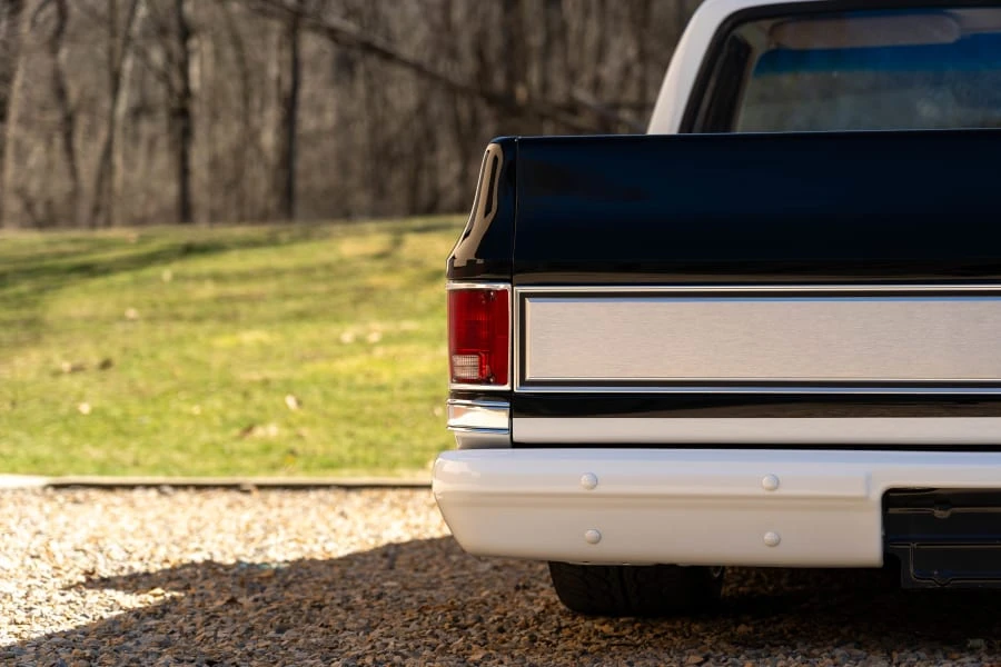 1986 GMC Sierra - Image 11 of 31