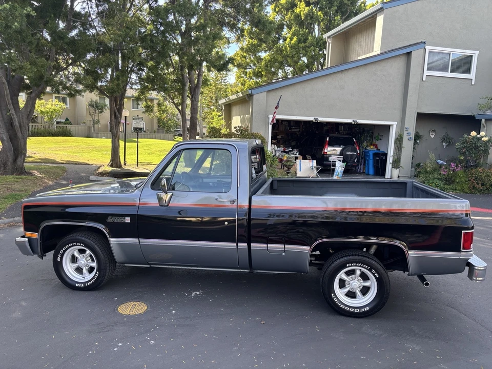 1986 GMC C/K 3rd Gen - Image 2 of 26