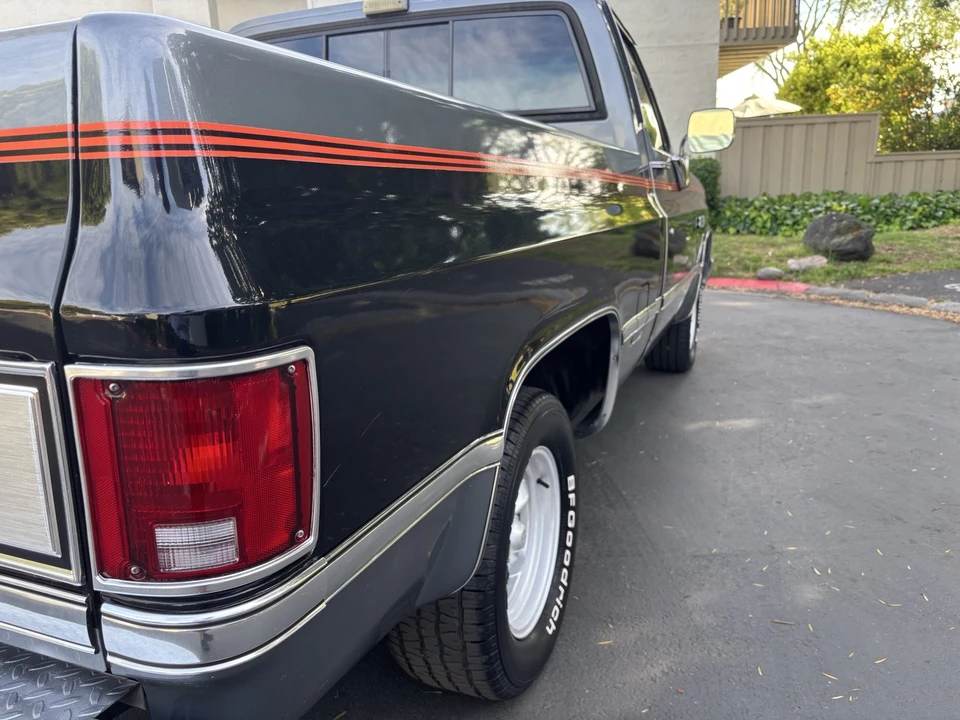 1986 GMC C/K 3rd Gen - Image 19 of 26