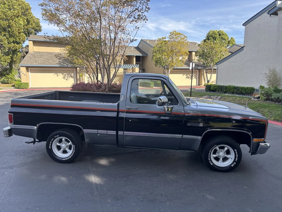 1986 GMC C/K 3rd Gen - Image 8 of 26