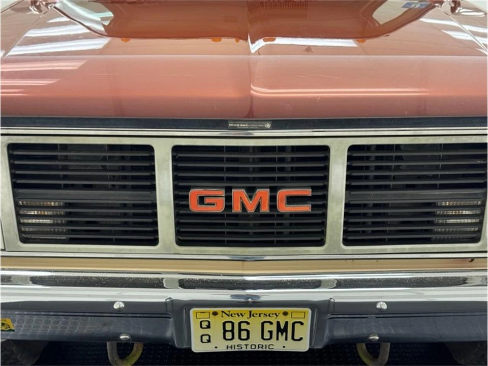 1986 GMC Sierra - Image 9 of 31
