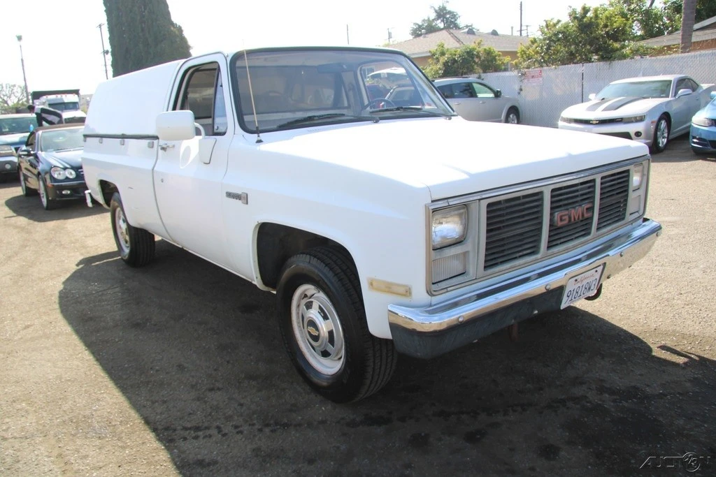 1986 GMC C/K 3rd Gen - Image 10 of 21
