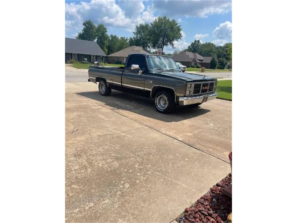 1986 GMC Sierra - Image 5 of 11