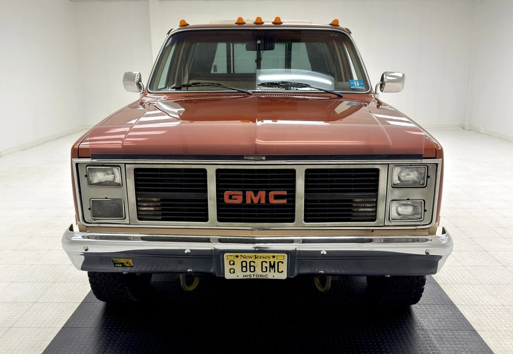 1986 GMC Sierra 1st Gen - Image 8 of 12