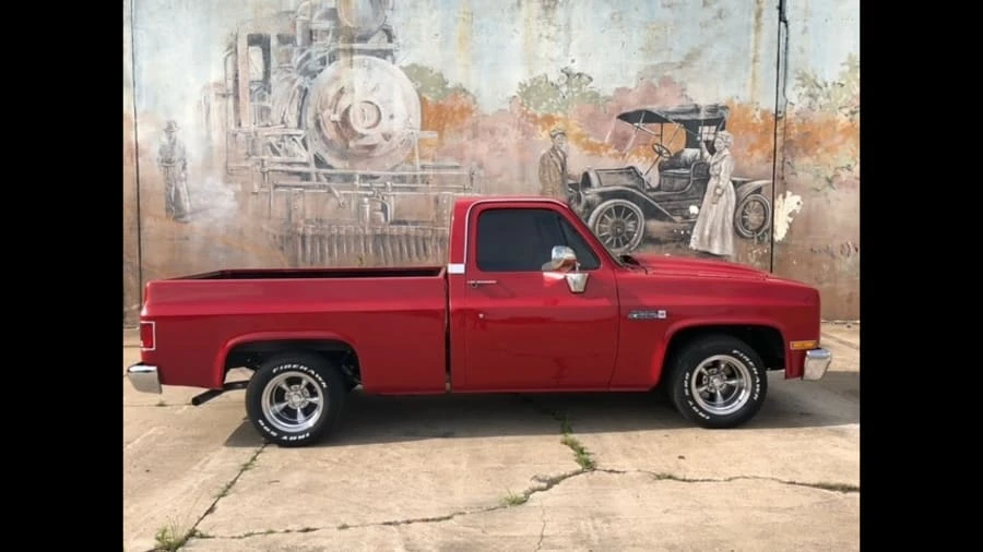 1986 GMC C/K 3rd Gen - Image 2 of 11