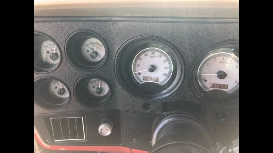 1986 GMC C/K 3rd Gen - Image 8 of 11