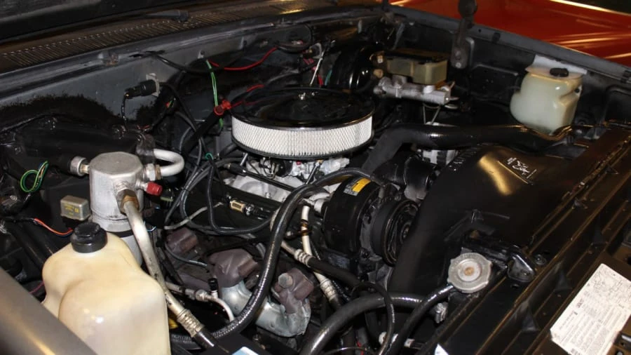 1986 GMC C/K 3rd Gen - Image 8 of 12
