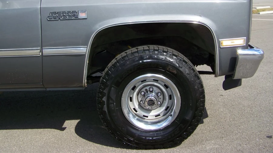 1986 GMC C/K 3rd Gen - Image 11 of 12