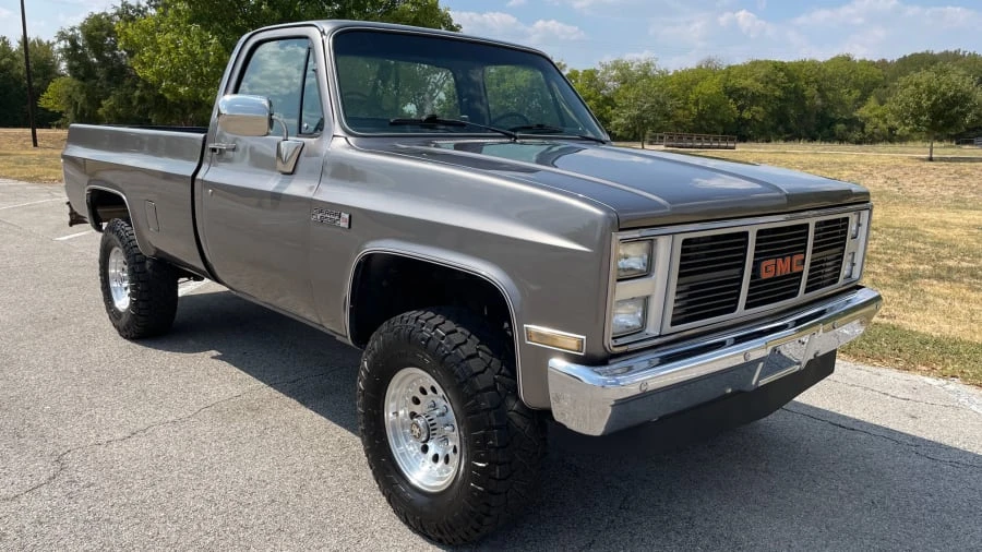 1986 GMC C/K 3rd Gen - Image 8 of 13