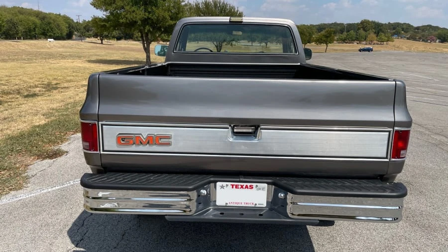 1986 GMC C/K 3rd Gen - Image 5 of 13