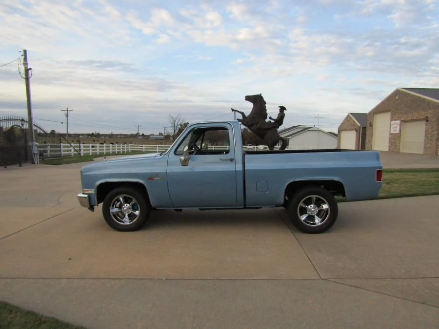 1986 GMC Sierra - Image 10 of 11