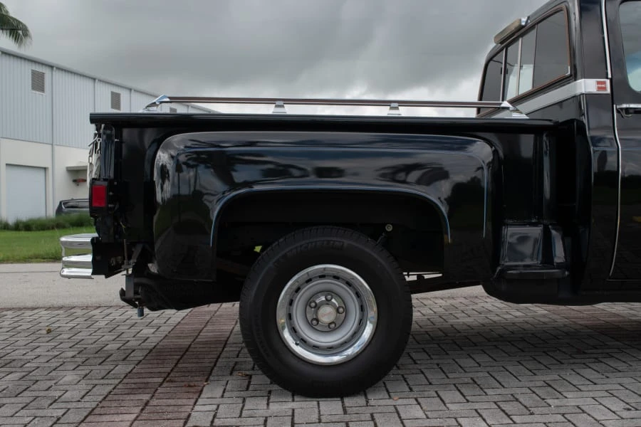1986 GMC Sierra - Image 20 of 31