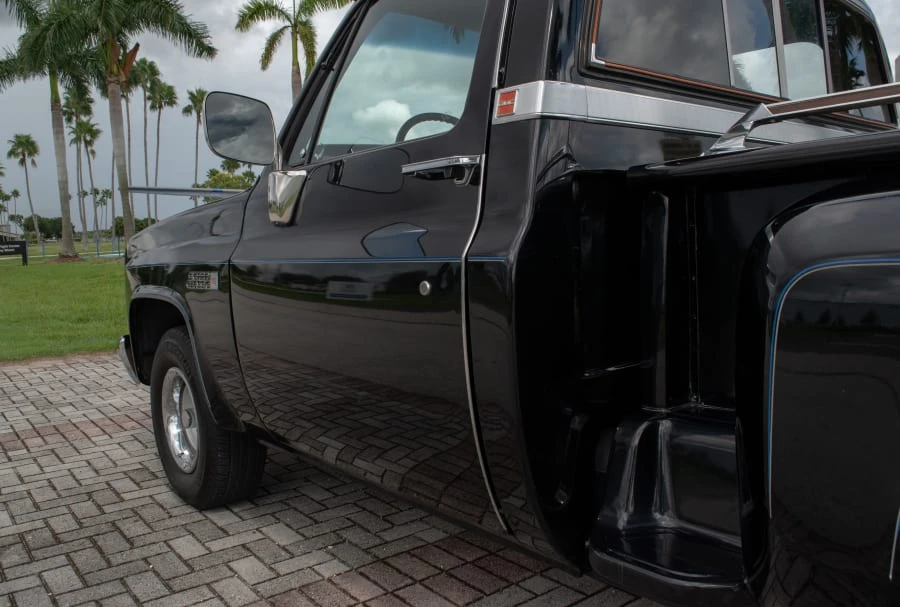 1986 GMC Sierra - Image 30 of 31
