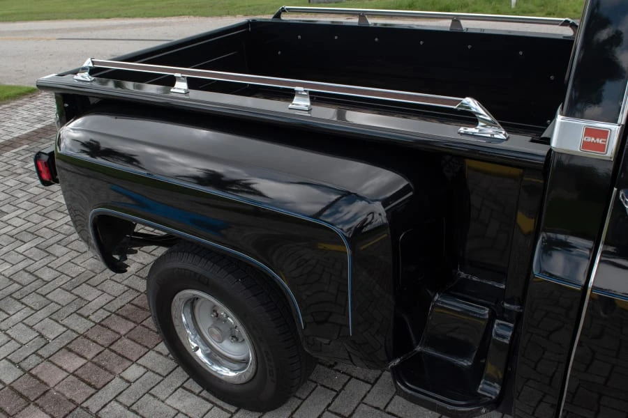 1986 GMC Sierra - Image 11 of 31