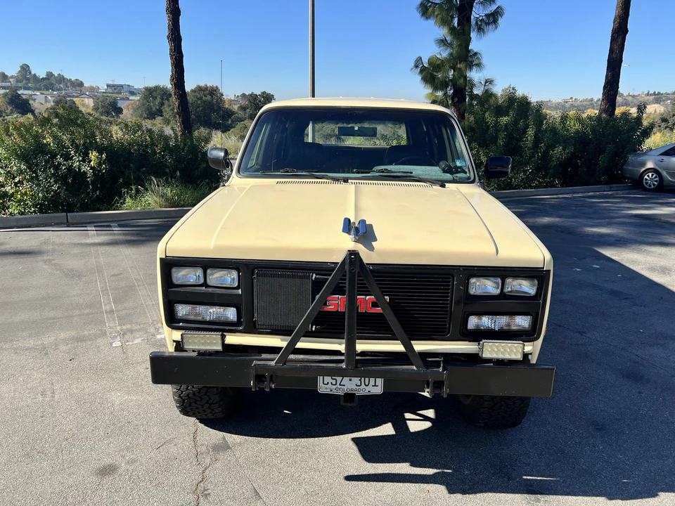 1986 GMC Suburban 7th Gen - Image 20 of 31