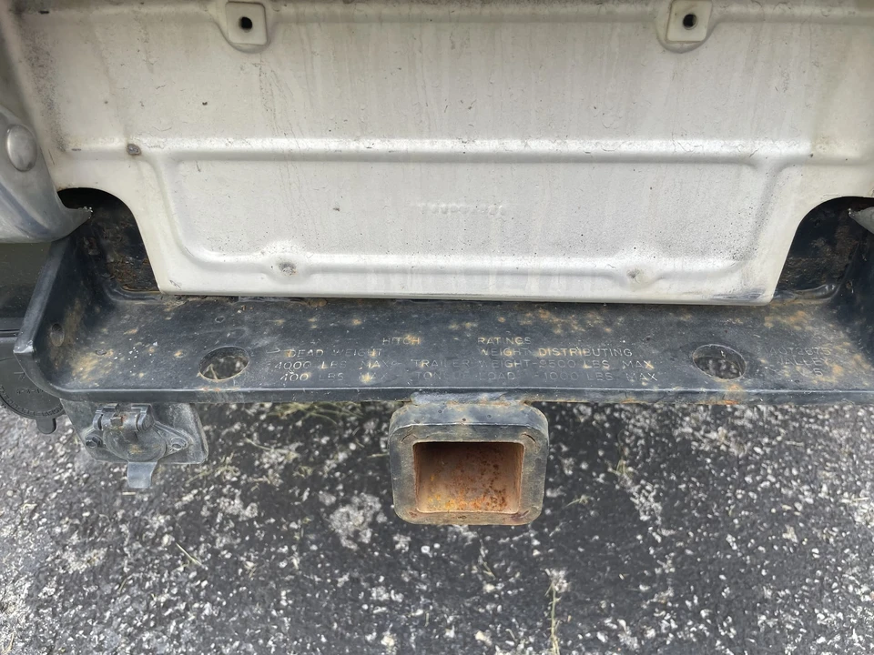 1986 GMC Suburban 7th Gen - Image 31 of 31