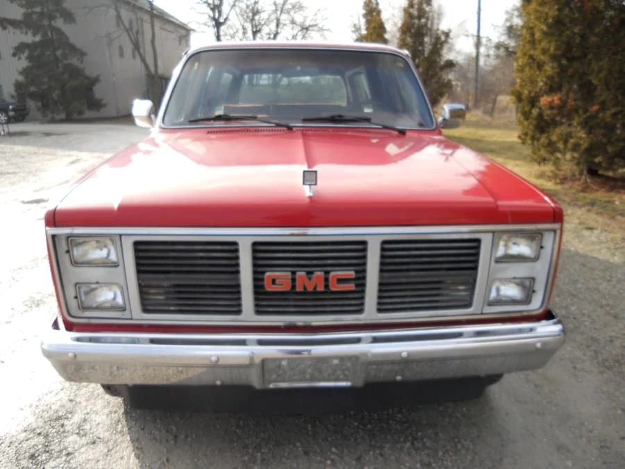 1986 GMC Suburban 7th Gen - Image 6 of 8