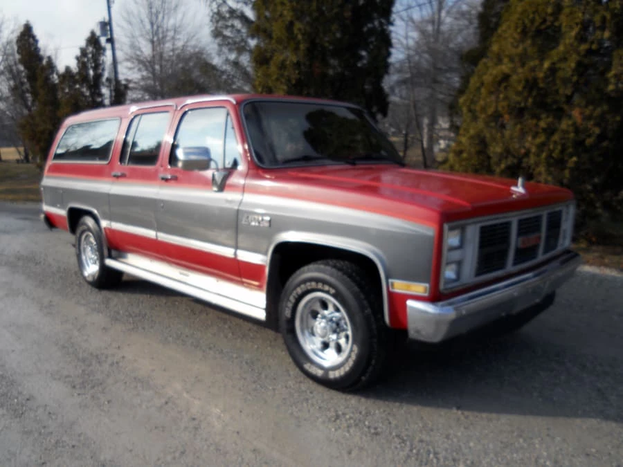 1986 GMC Suburban 7th Gen - Image 8 of 8
